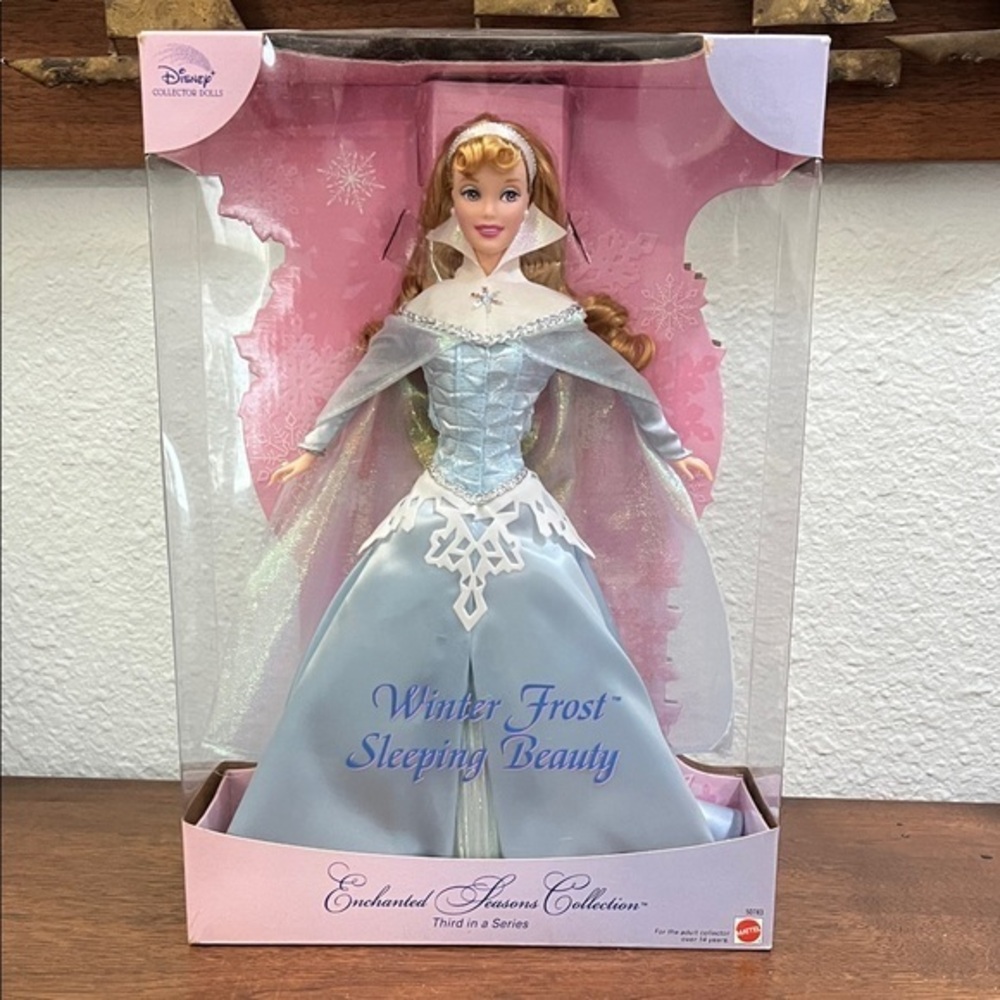 DISNEY SLEEPING BEAUTY